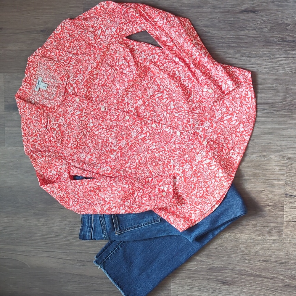 ❤️ 2 for$15 ❤️ Old Navy Button Down Shirt Reddish-Orange & White Floral/Leaves S